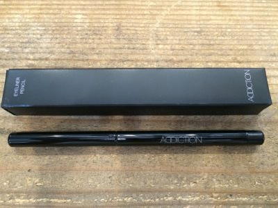 中崎町 美容室 アディクション アイライナー